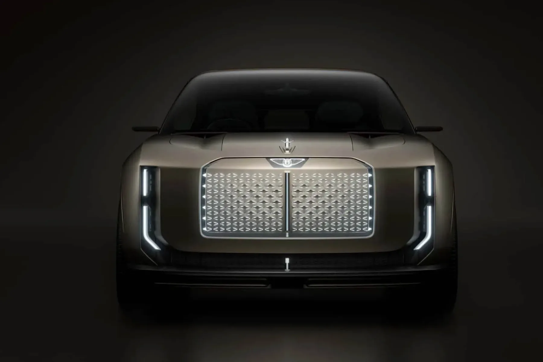Bentley EXP 15 – električni aristokrat z rodovnikom Blue Train