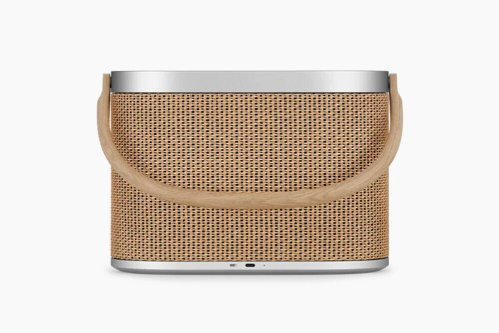 Beosound A5 podjetja Bang & Olufsen: odličen & močan prenosni zvok