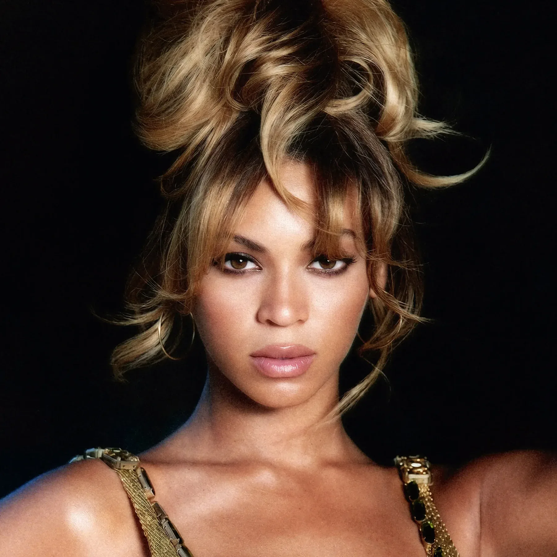 Beyoncé praznuje 20 let albuma B'Day: Luksuzna izdaja prinaša neobjavljene pesmi in sodelovanje s Seleno