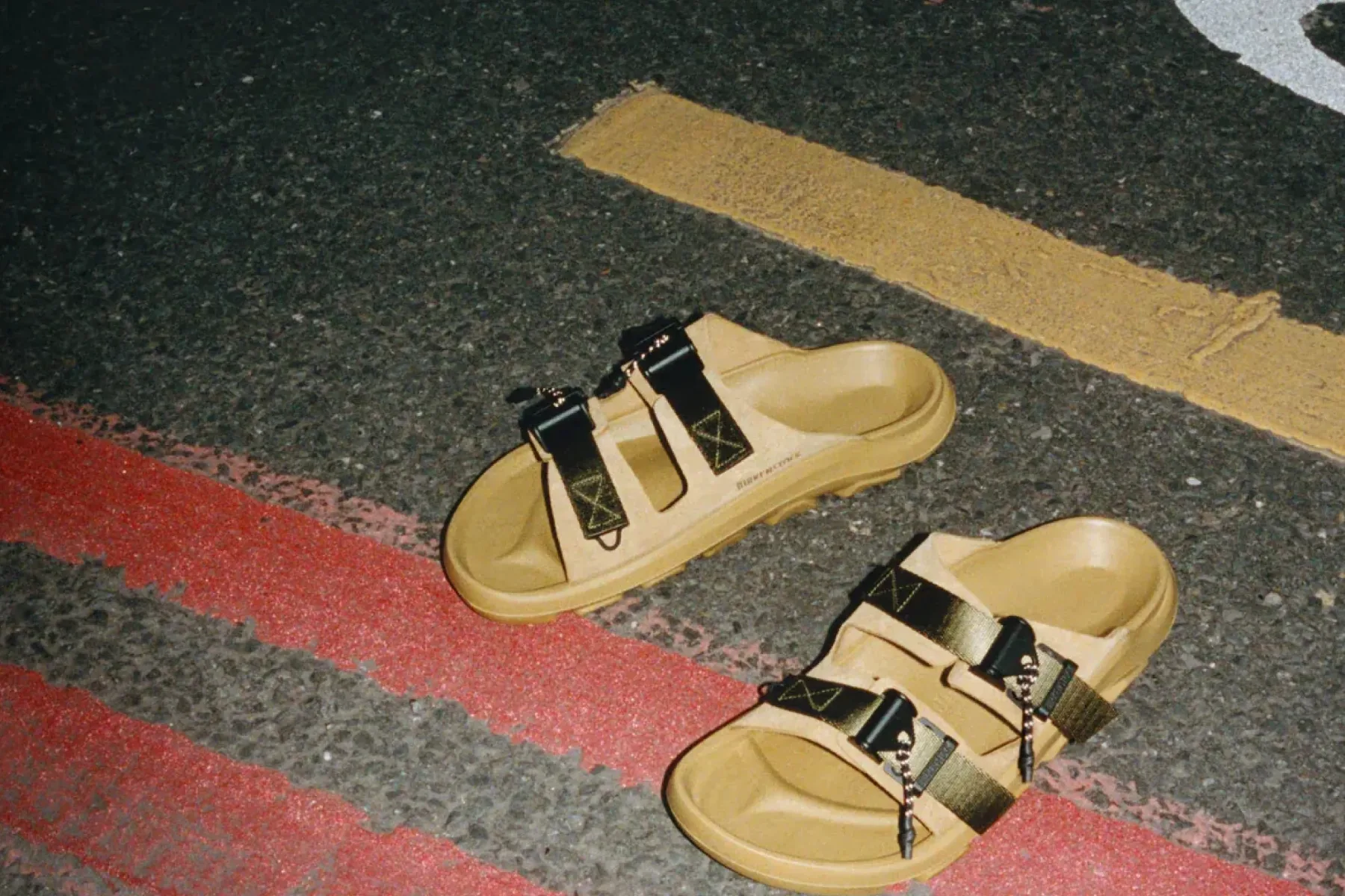 Birkenstock x Maharishi: Sandali za preživetje v džungli… urbani in siceršnji … letošnji hit, ki ga ne spregledati