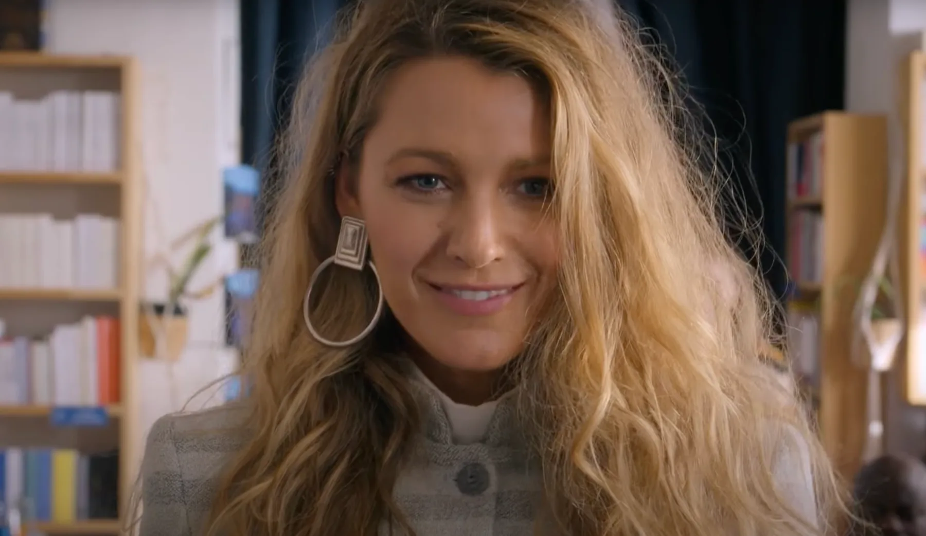 Blake Lively v “Another Simple Favor” – nevarno zapeljiva, usodno nepredvidljiva!