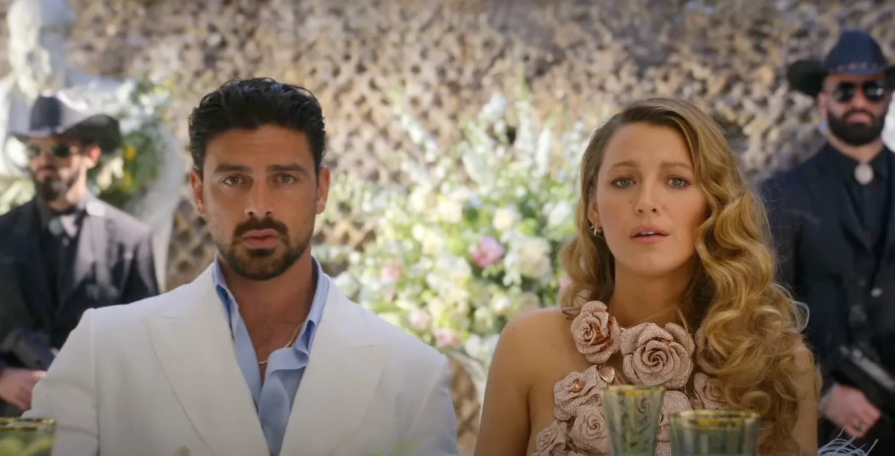 Blake Lively v objemu italijanskega zapeljivca: vse o umazanih skrivnostih na Capriju in “Another Simple Favor”