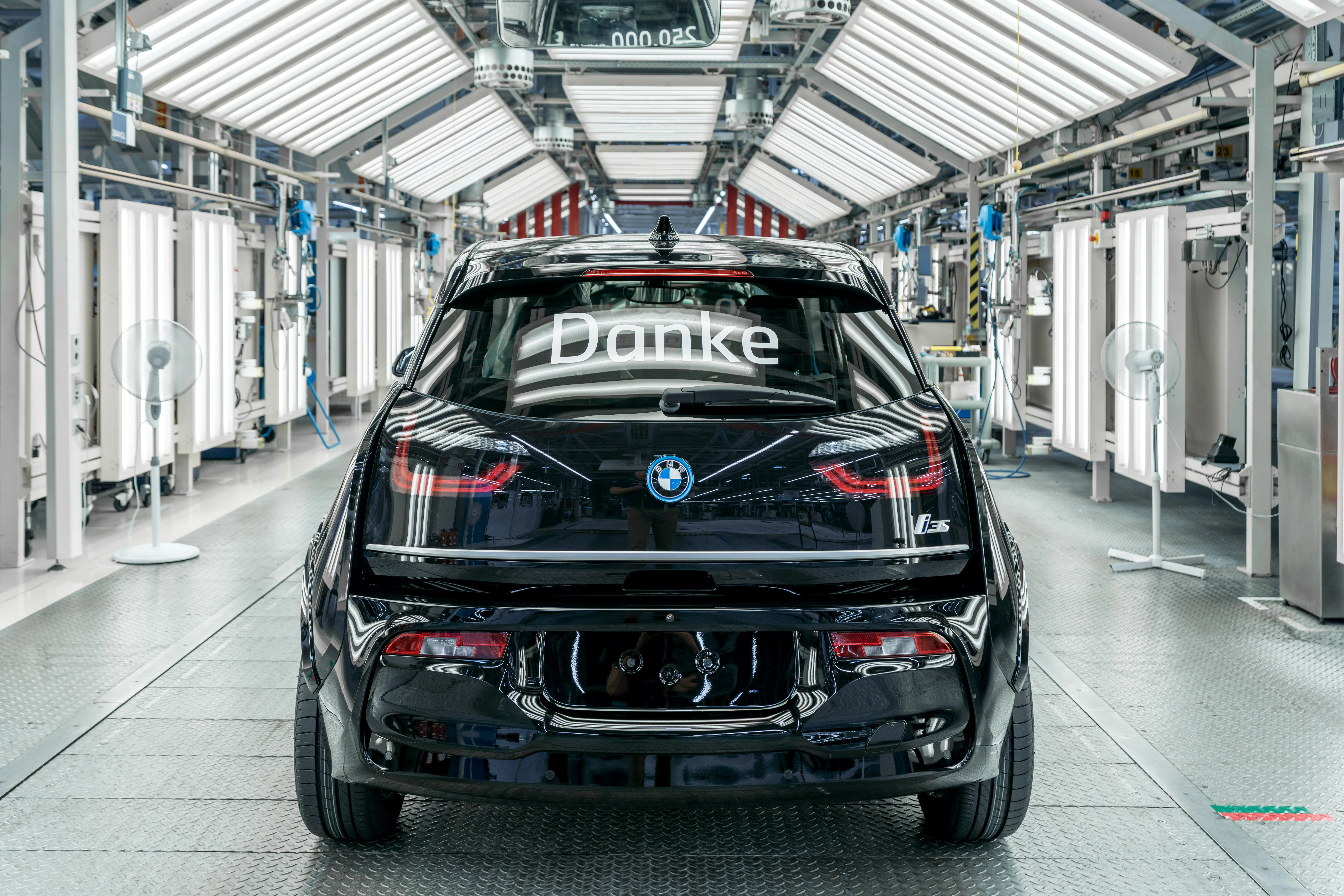 BMW i3: Električni pionir, ki je spremenil igro – je še vedno najboljši električni BMW