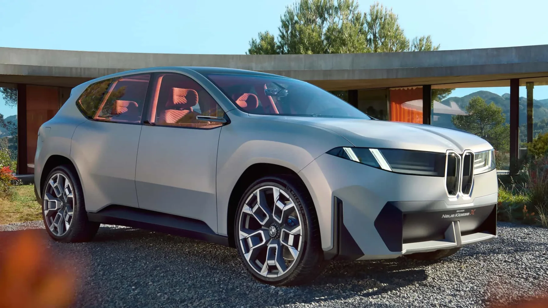 BMW in električna prihodnost: bo “neue klasse” rešila zadevo ali je že prepozno?