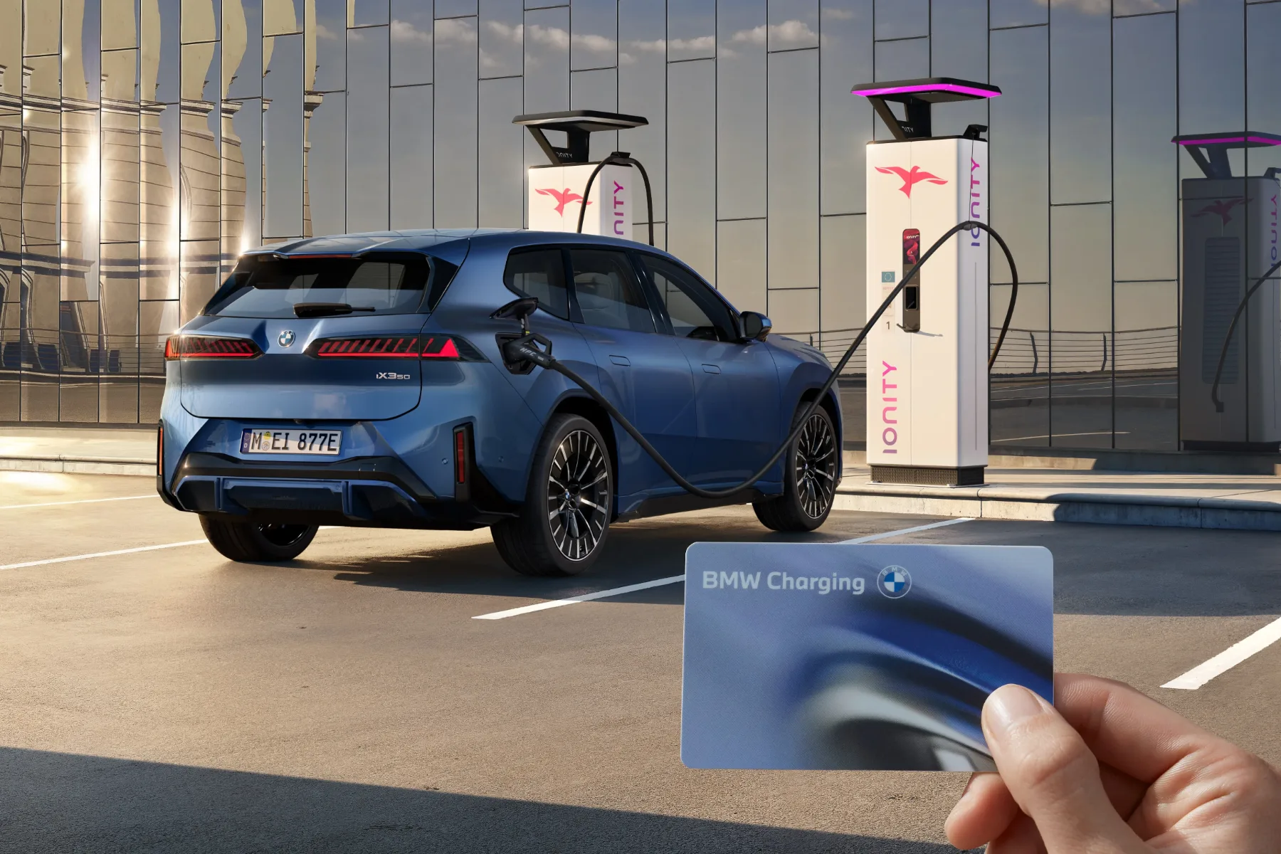 BMW in MINI polnjenje za podjetja: Adijo, kaos! Pozdravljen, električni red!