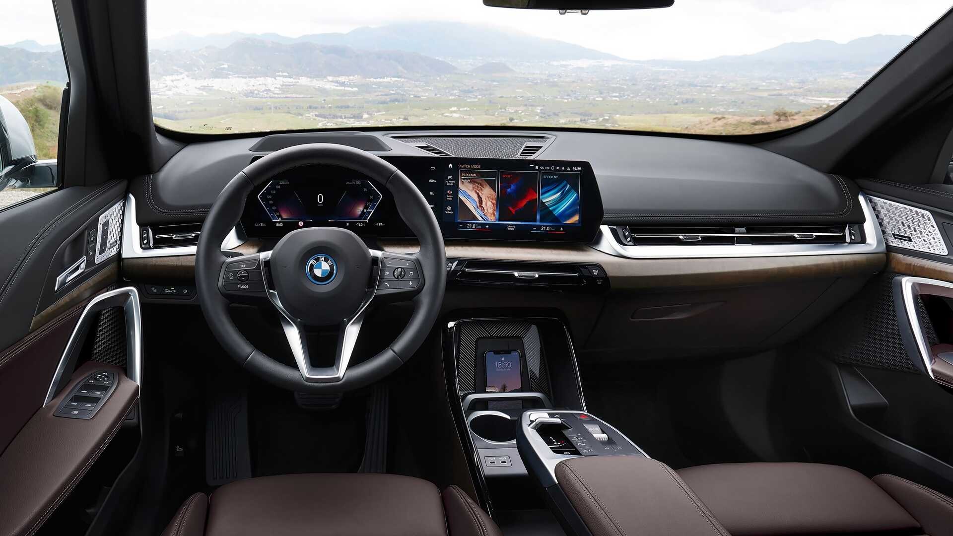 BMW iX1 (2023): popolnoma novi električni kompaktni BMW