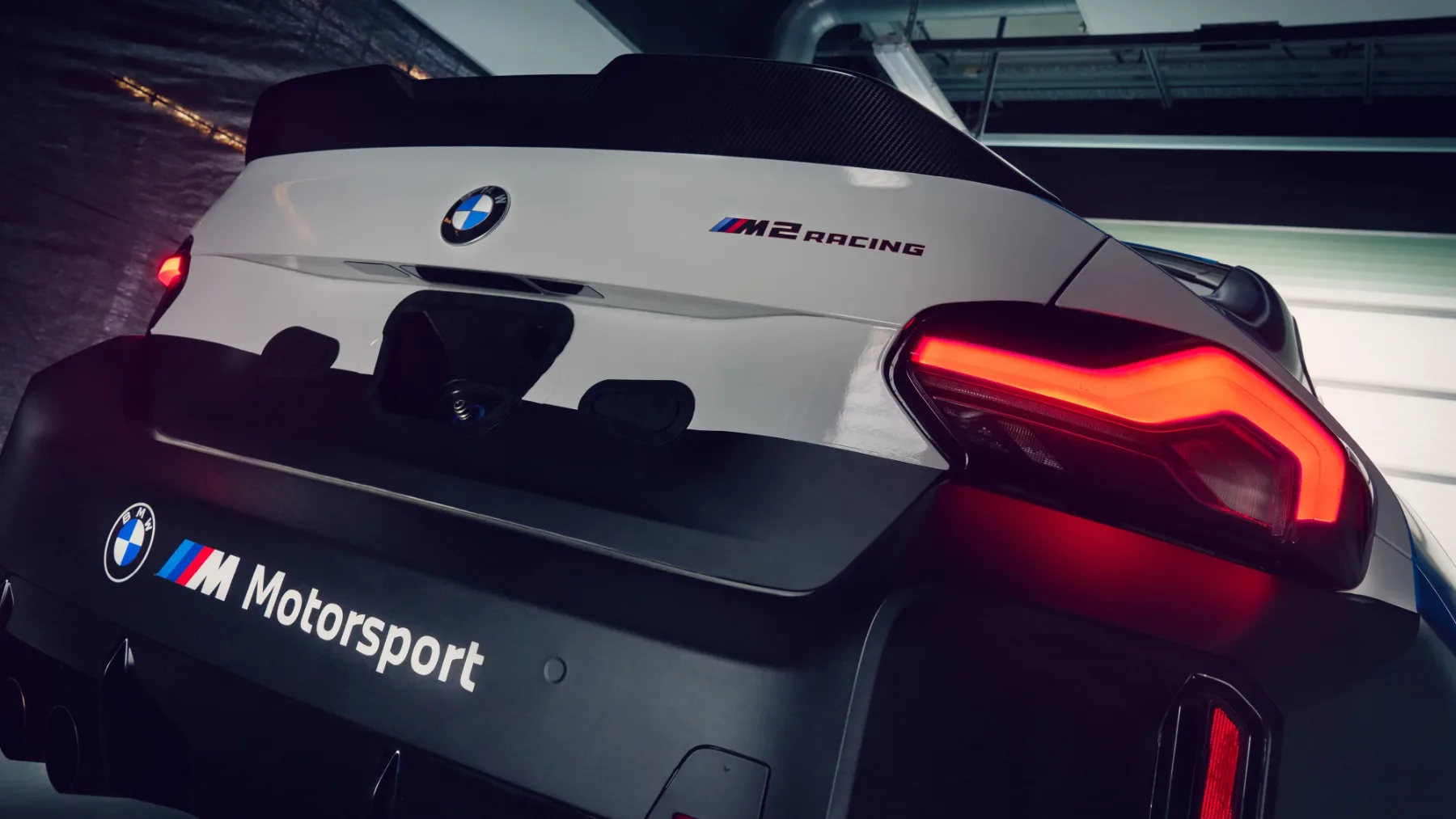BMW M2 Racing 2025 – vstopnica v svet dirkanja, ki pokima legendi E30 M3