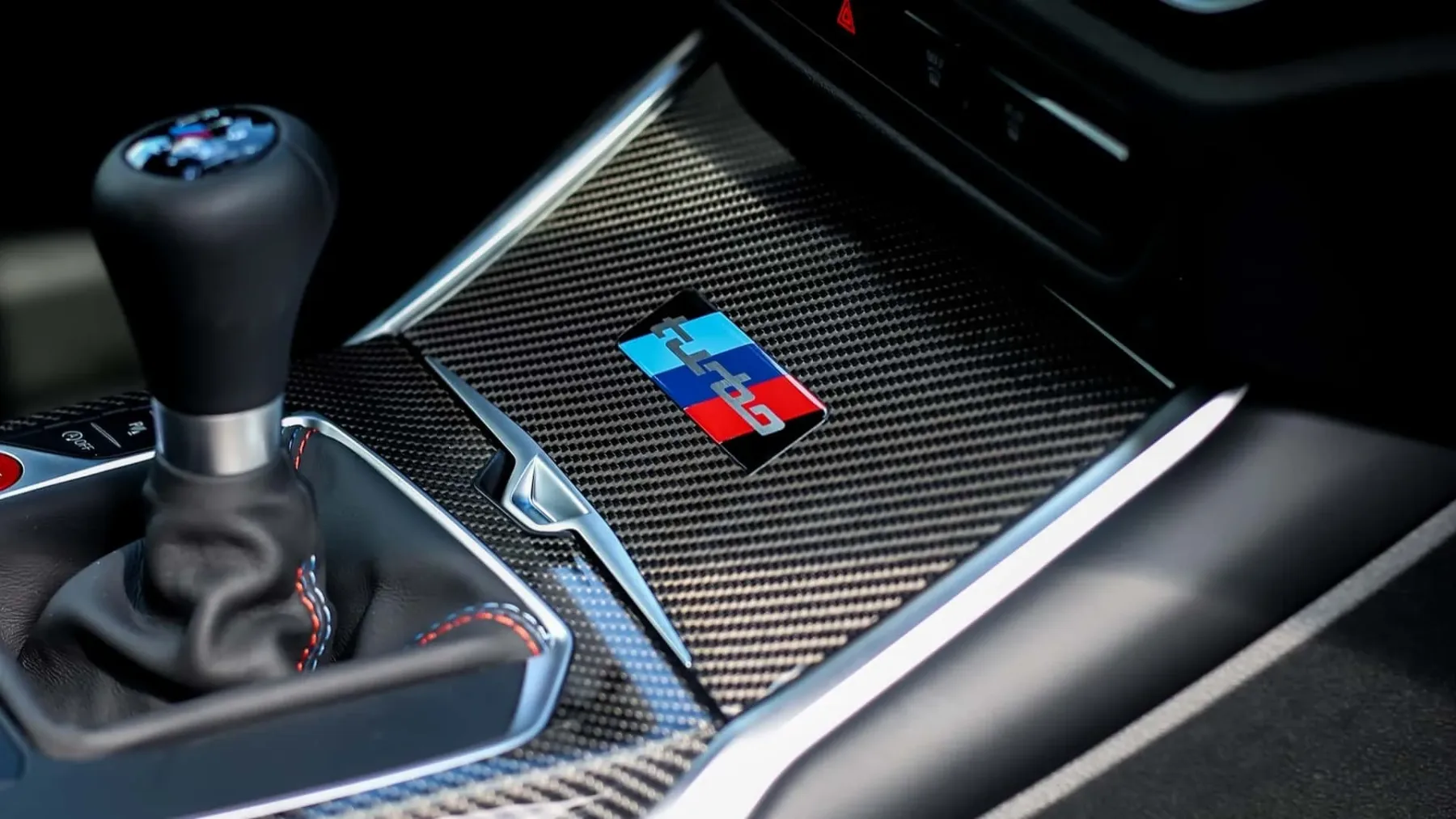 BMW M2 Turbo Design Edition (2026) — Retro-šarm in moderna zmogljivost