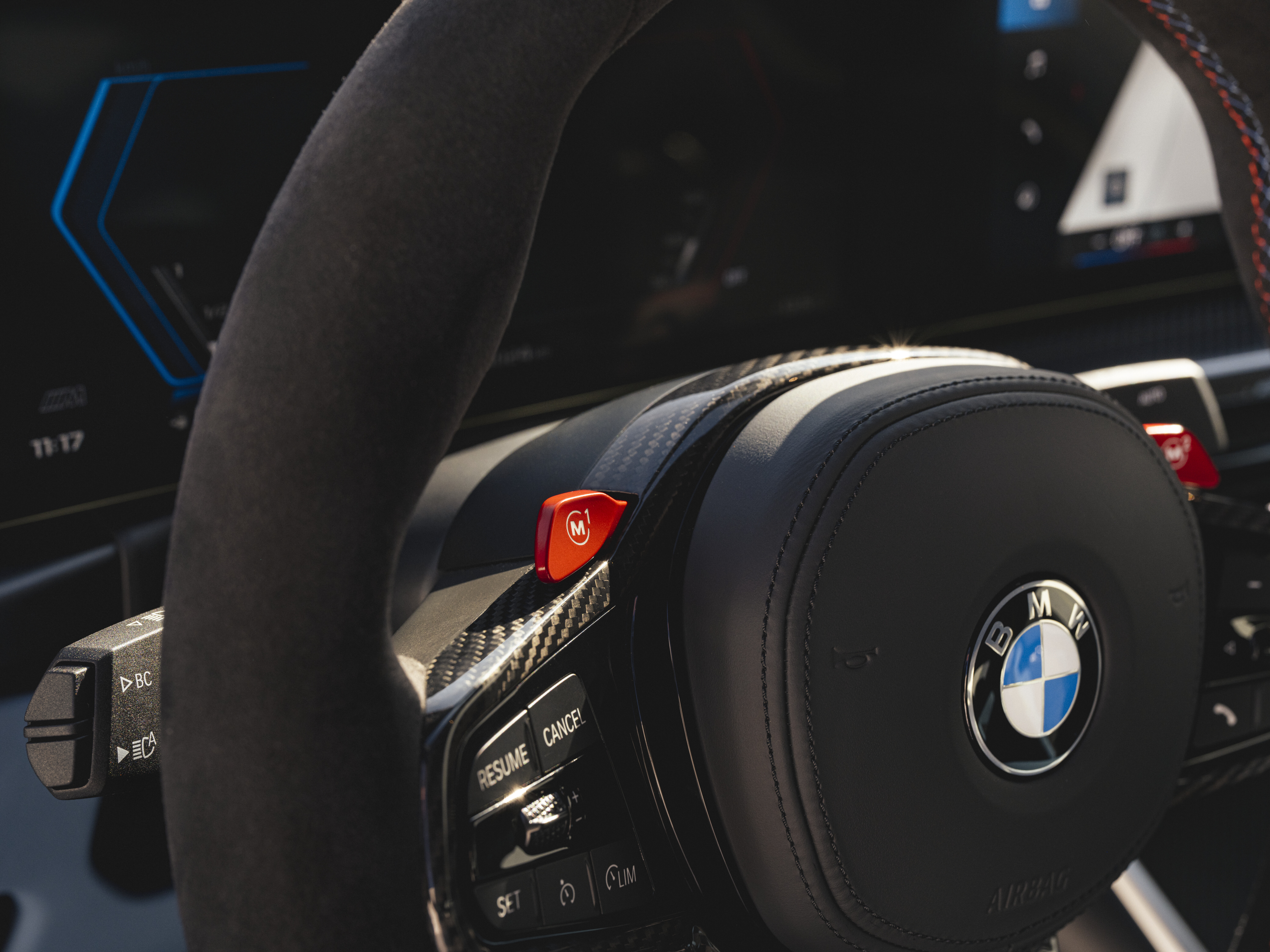 P90536842_highRes_the-new-bmw-m4-coup-