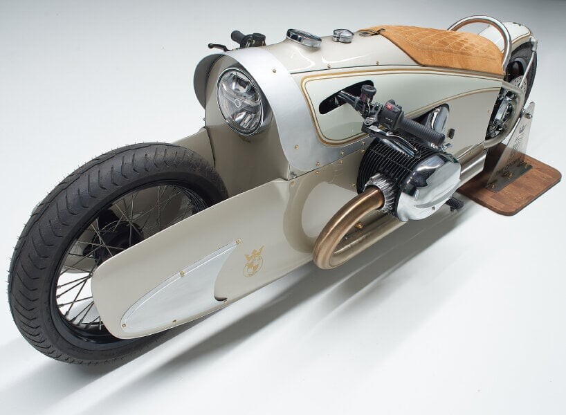 BMW Motorrad praznuje 100 let s kronskim motociklom R18 iz aluminijaste pločevine