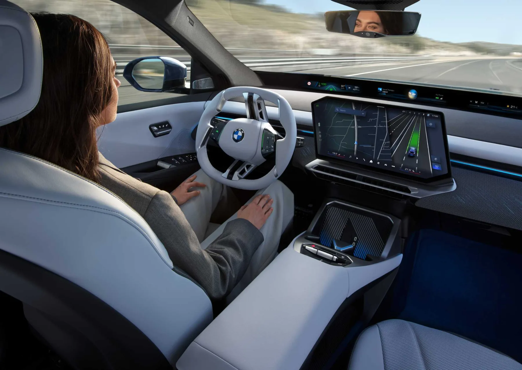 BMW Operating System X: Tridimenzionalna navigacija in avtonomna prihodnost vožnje