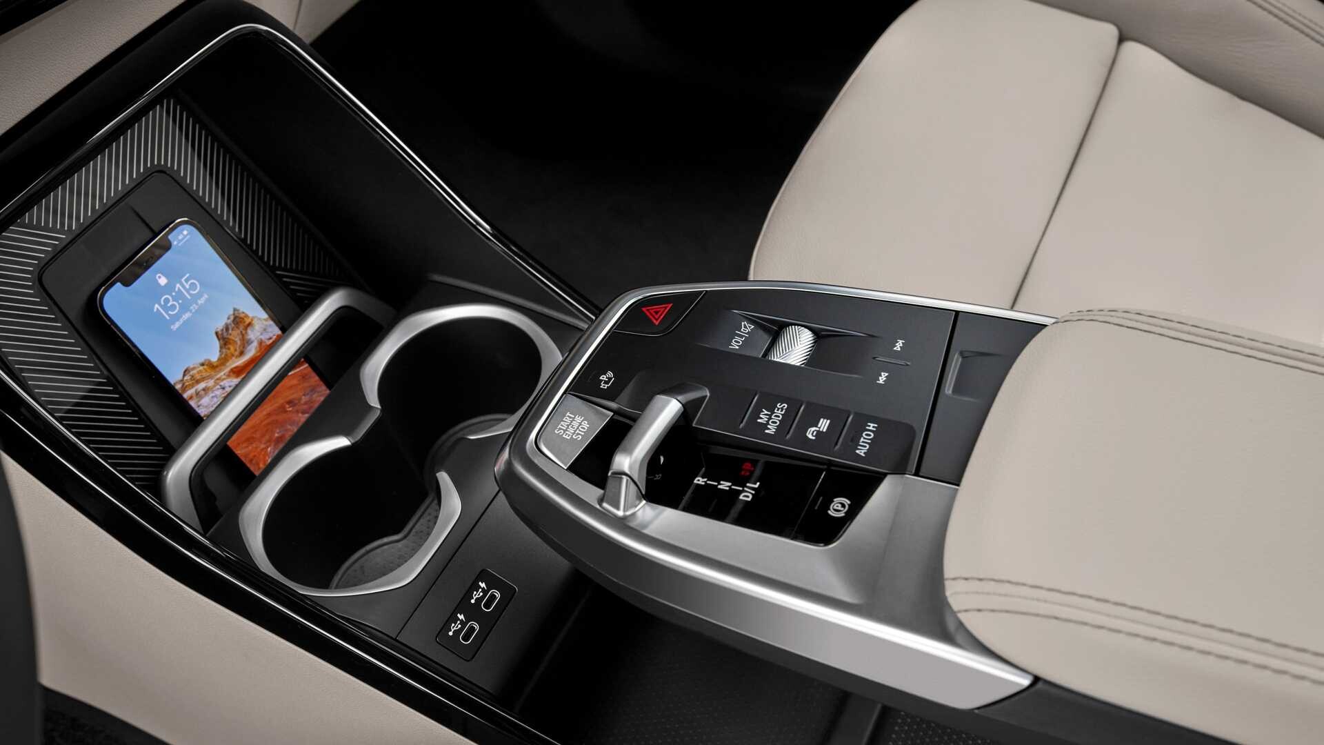 BMW X1(2023): nov dizajn, iDrive 8 in elektrificirani pogoni
