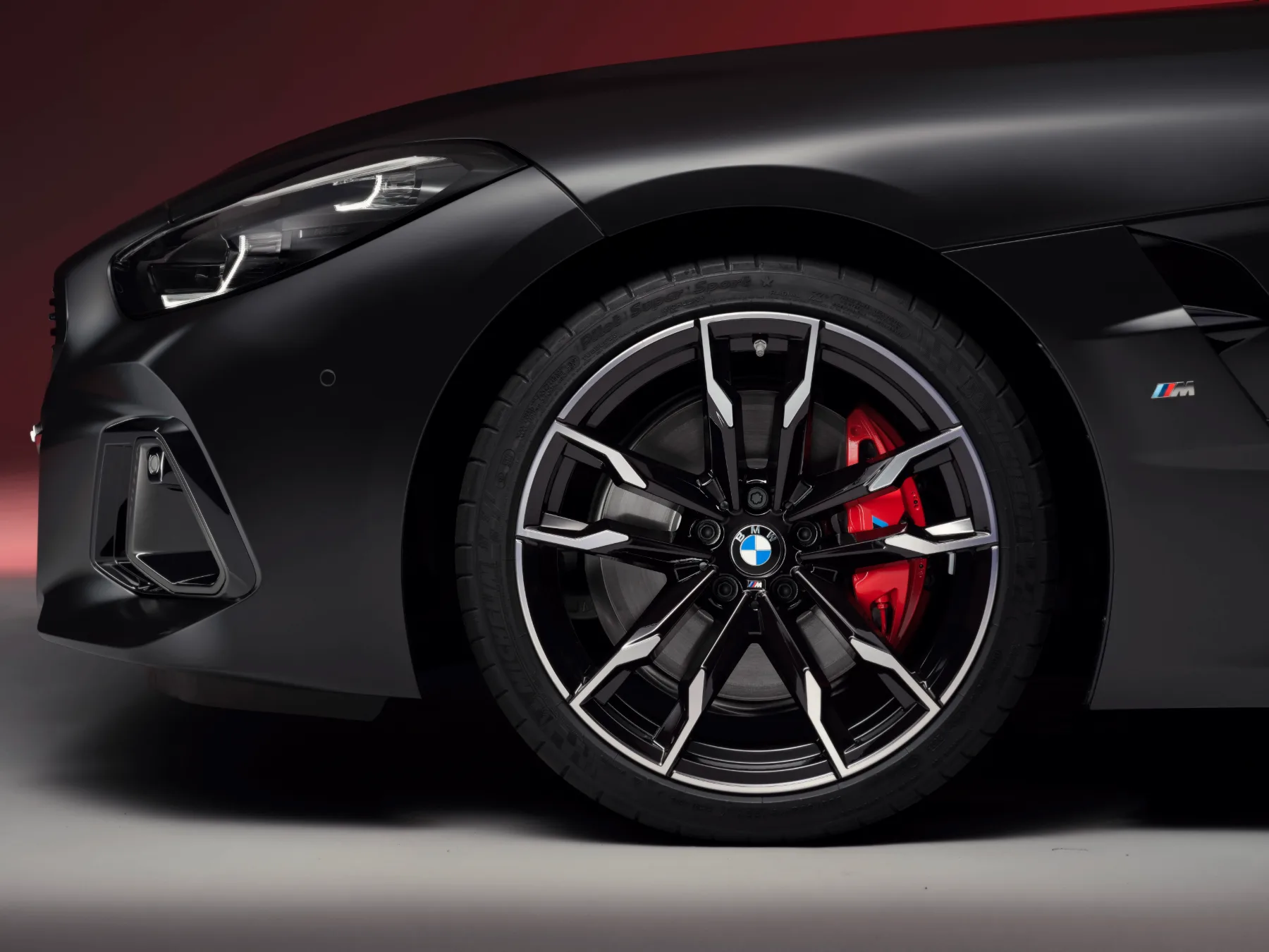 BMW Z4 Final Edition 2026: Zadnji ples nemške legende v matirani črnini