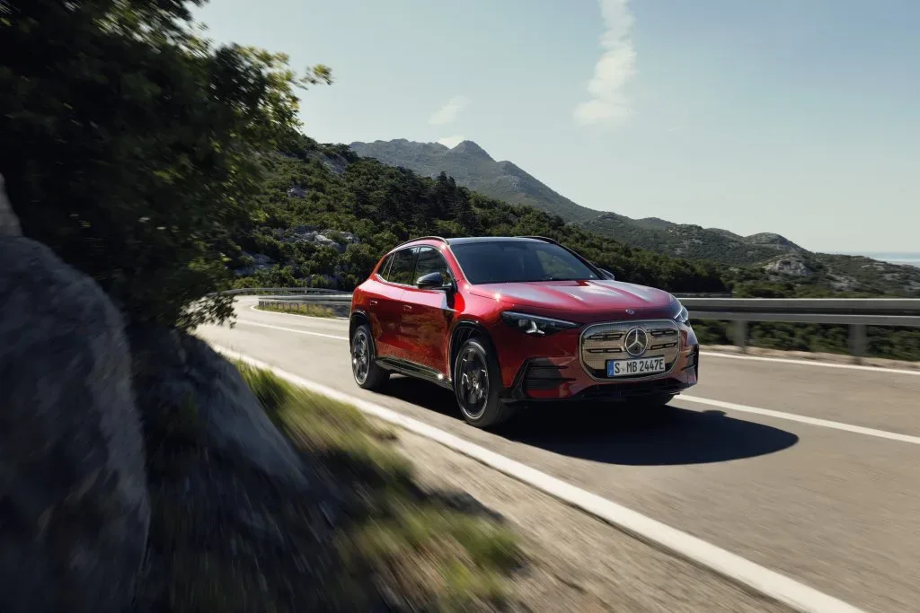 Bo Amerika res prepovedala Mercedes-Benz? Zakon proti Kitajski je skoraj odpihnil nemško ikono
