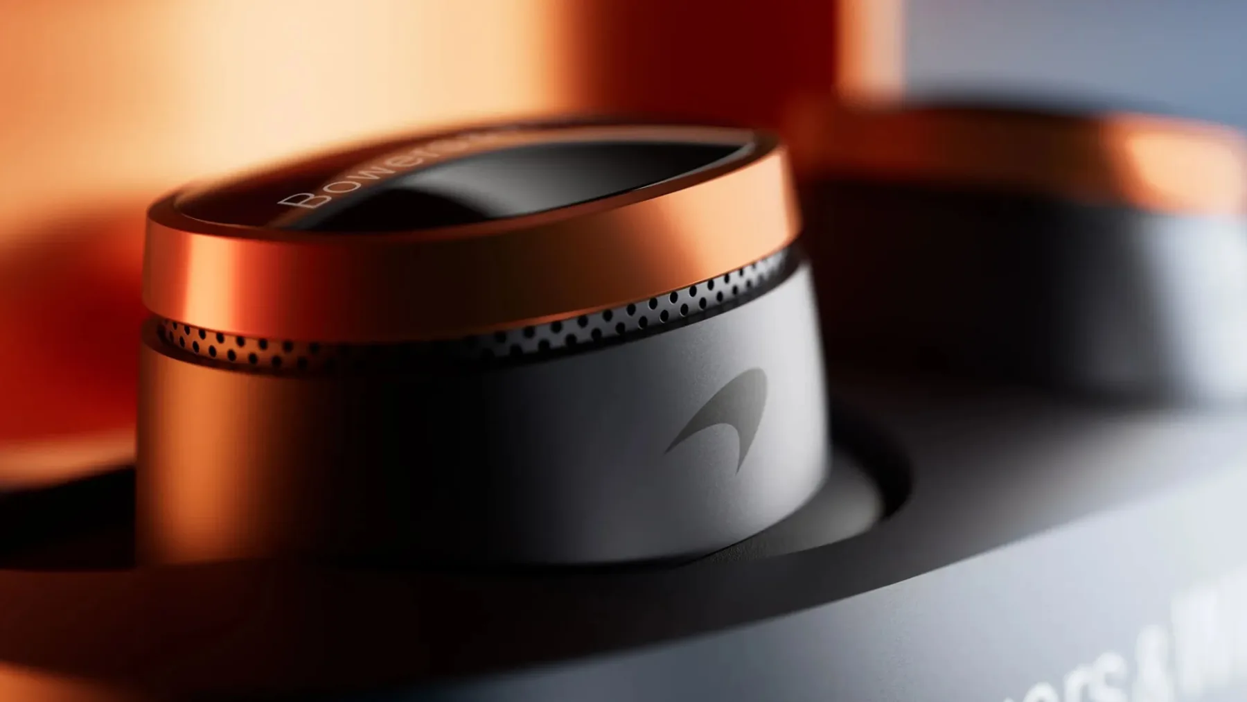 Bowers & Wilkins Pi8 McLaren Edition: Ko postane zvok hitrejši od svetlobe