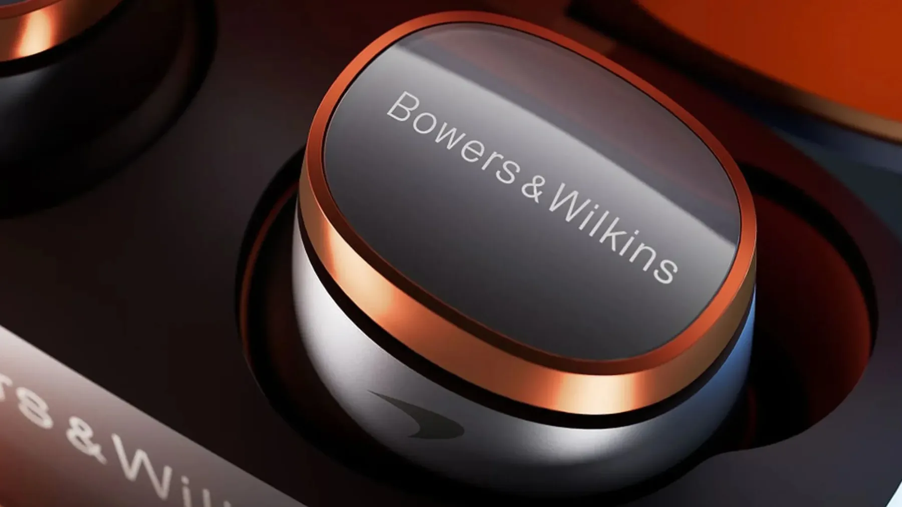 Bowers & Wilkins Pi8 McLaren Edition: Ko postane zvok hitrejši od svetlobe