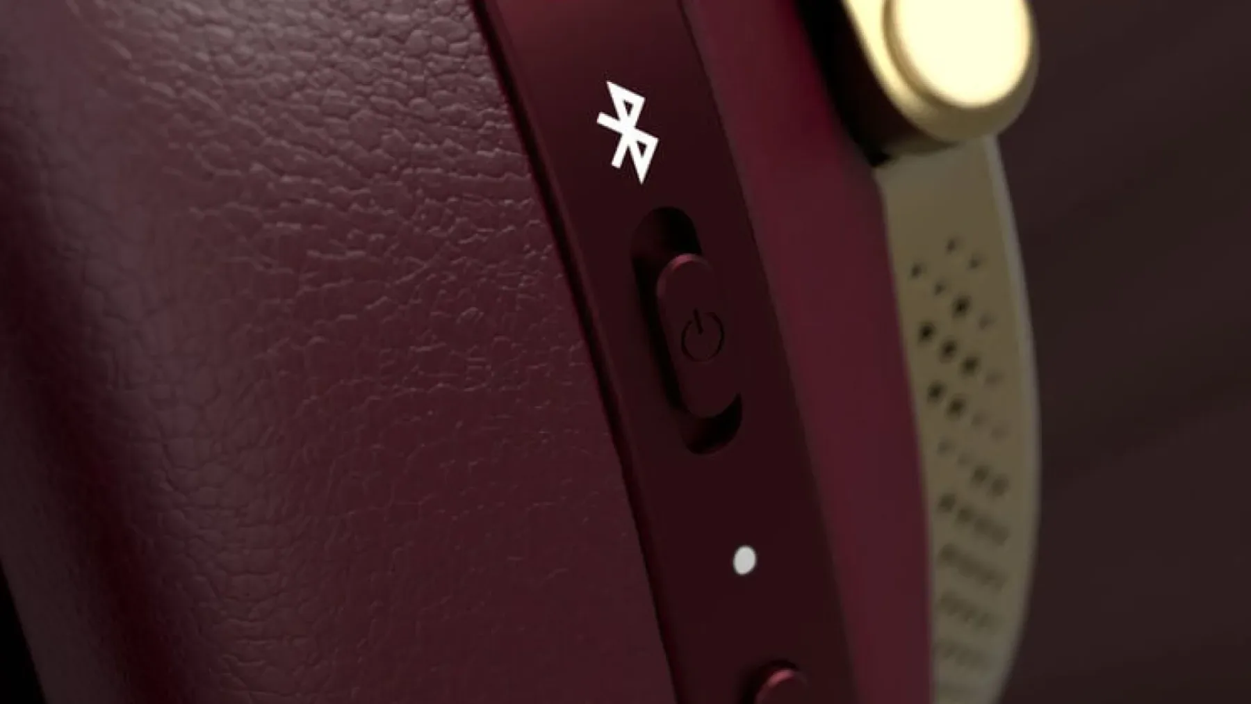 Bowers & Wilkins Px7 & Px8: Ruby Red in Dark Forest – slušalke, ki ne le zvenijo, ampak tudi izgledajo vrhunsko