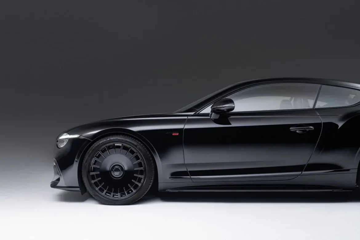 Brabus 900 Superblack: Ko Lord Darth Vader prevzame vajeti Bentley Continentala GT