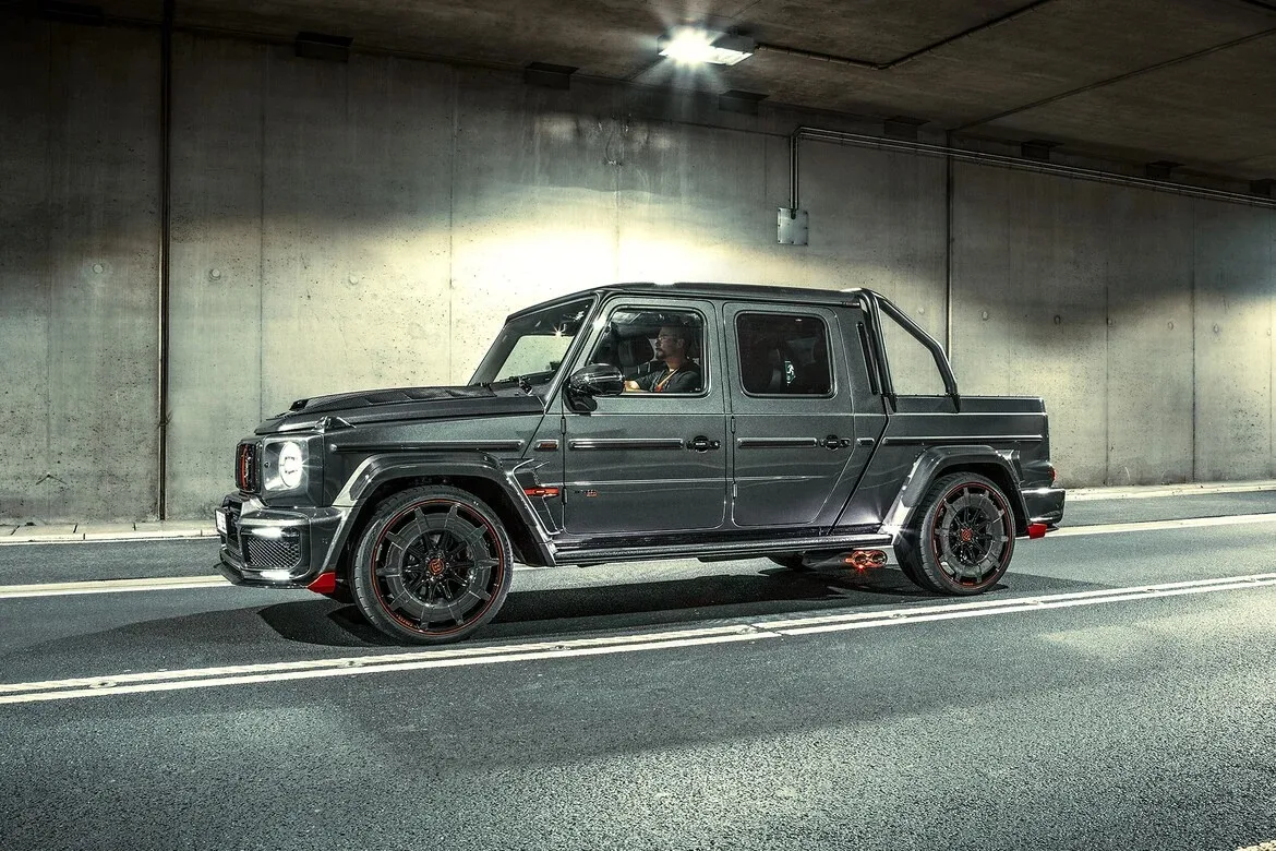 Brabus P 900 Rocket Edition: Popolnoma nori 900-konjski poltovornjak na osnovi Mercedes-AMG G 63, ki kljubuje zdravi pameti