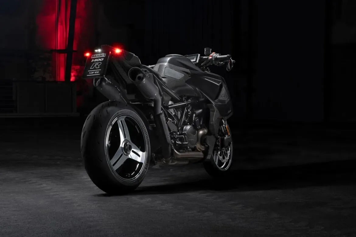 BRABUS x KTM 1400 R Signature Edition – luksuzni “hyper-naked” za cenjene kolekcionarje