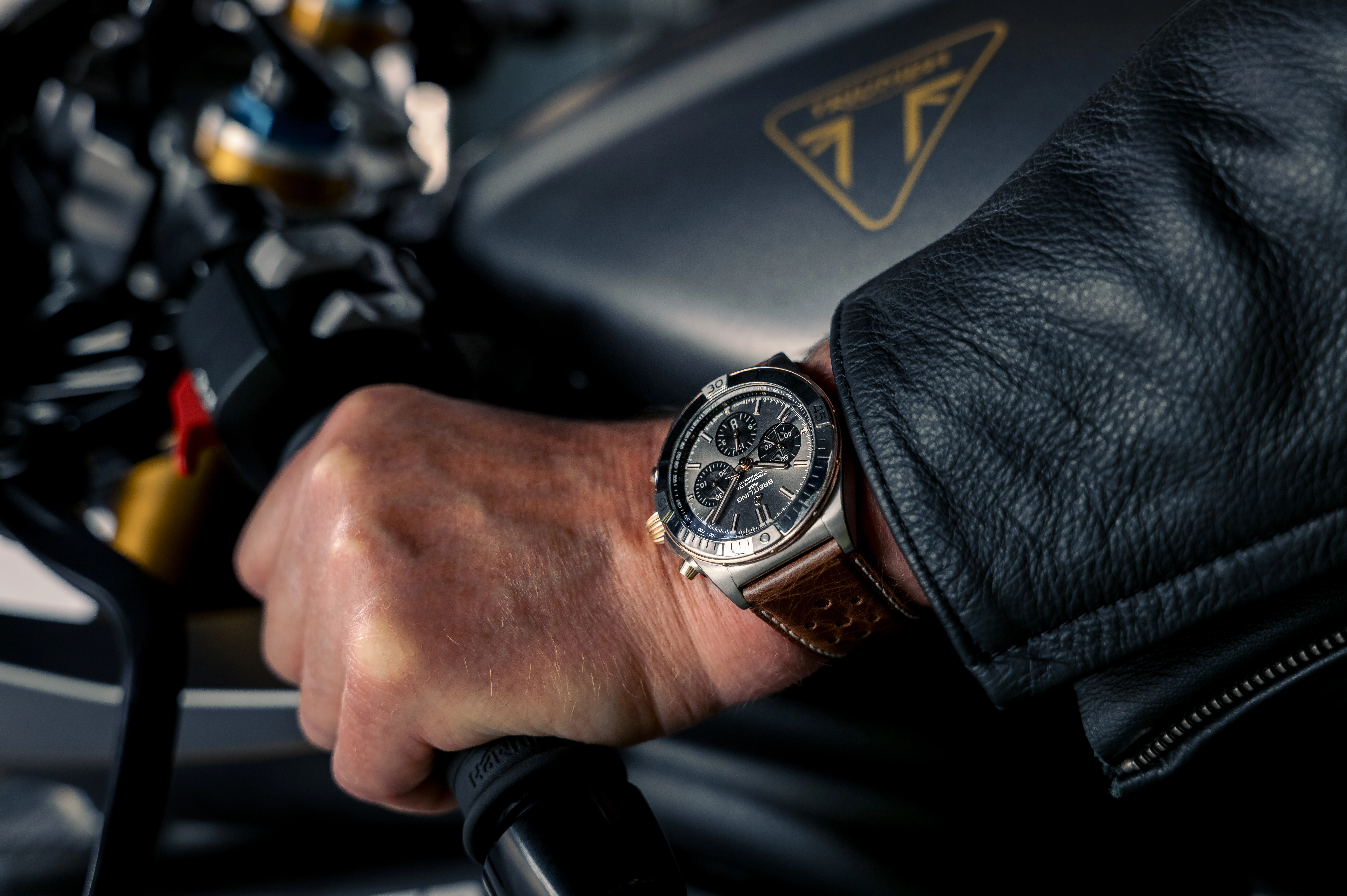 Breitling Chronomat B01 42 Triumph: Klasični čas in sodobna moč združena v popolnosti