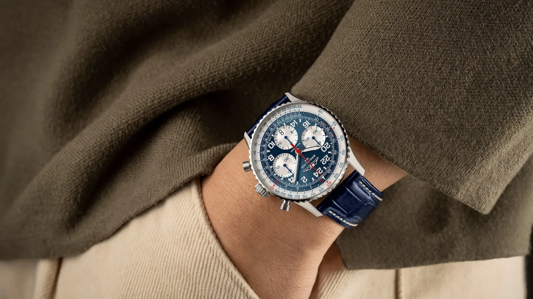 Breitling Navitimer B02 Chronograph 41 Cosmonaute: Poklon pionirju vesolja