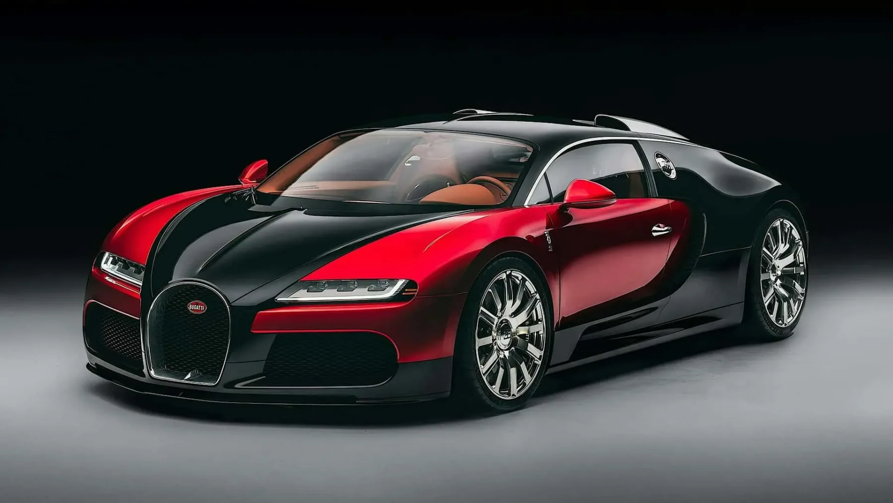 Bugatti FKP Hommage: Ko se 1.578 ‘konjev’ prikloni legendarnemu Veyronu in njegovemu stvaritelju