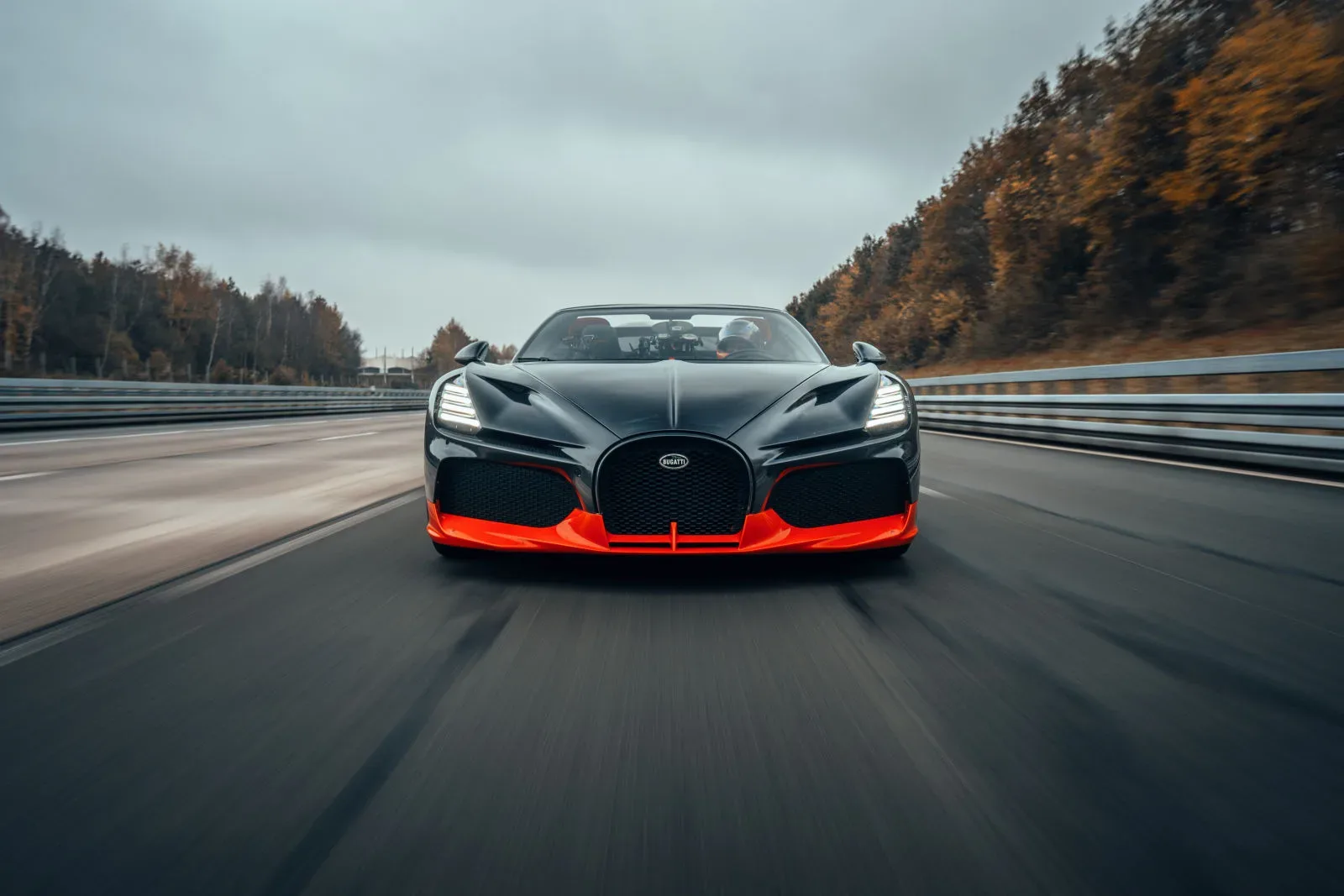 Bugatti Mistral: Najhitrejša kabrio pošast na svetu – hitrejša od Bugattijevega lastnega ega
