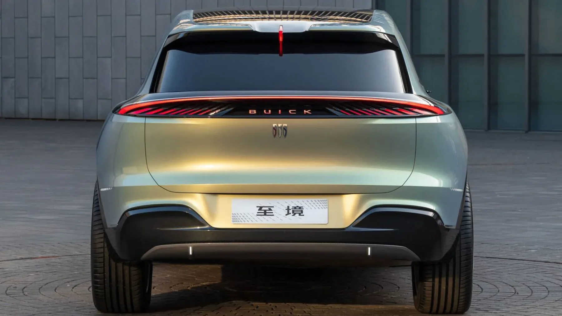 Buick Electra SUV Concept 2025 – futuristični križanec z 900-voltno dušo, 640 kW polnjenjem in barvo, ki menja razpoloženje
