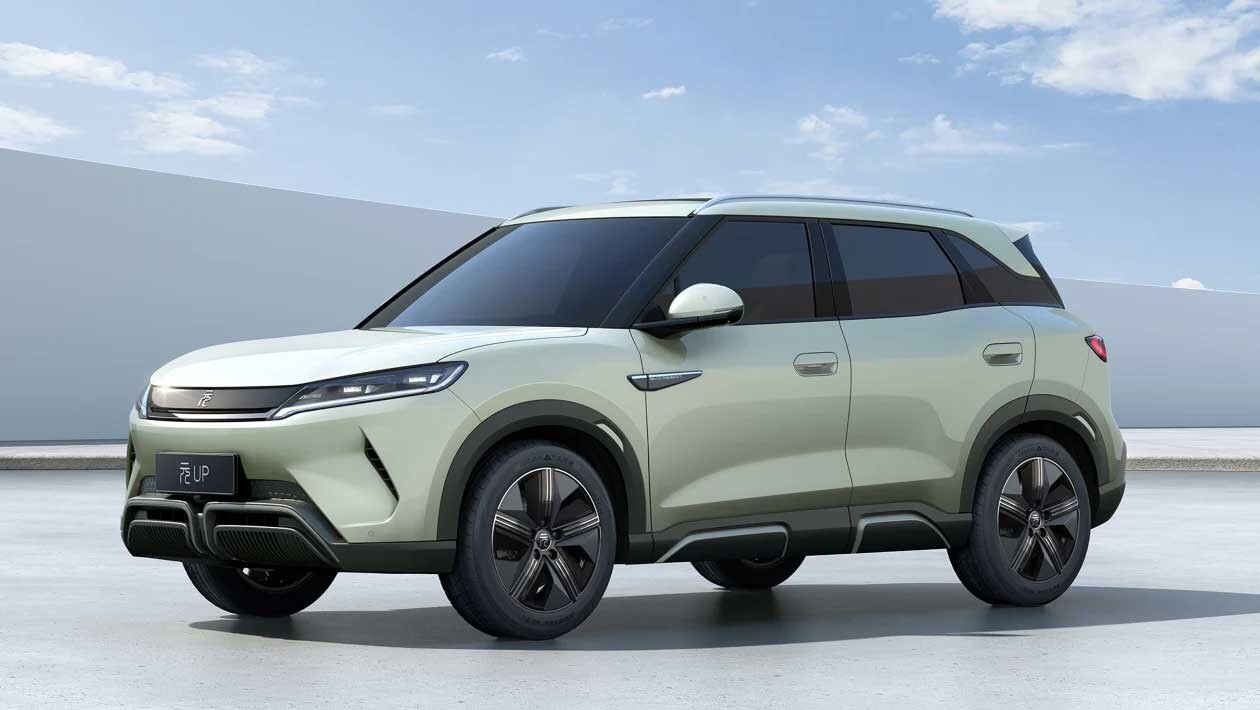 BYD Atto 2: nov kitajski “ceneni” izzivalec na poti v evropske garaže