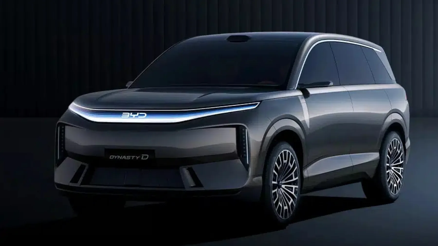 BYD Dynasty D: Kitajski kralj SUV-jev, ki napada Audi Q8 s samomorilskimi vrati
