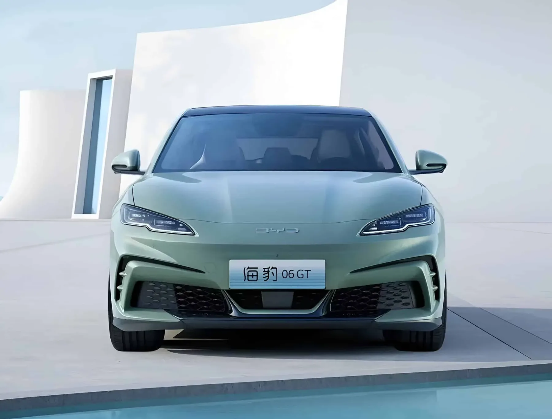BYD Seal 06 GT: električna raketa za mlajšo generacijo je pravzaprav kitajski VW Golf