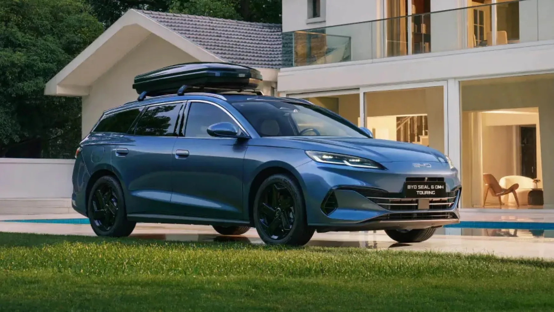BYD SEAL 6 DM-i Touring: kombi z do 1.350 km (WLTP) – kitajski karavan za kontinent karavanov