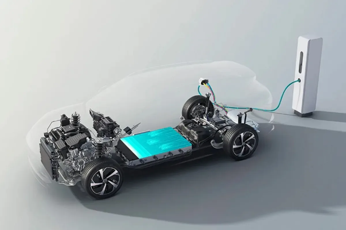 BYD Sealion 06 DM-i (2026): 310 km na elektriko, 1.845 km skupaj in cena, ki jemlje dih
