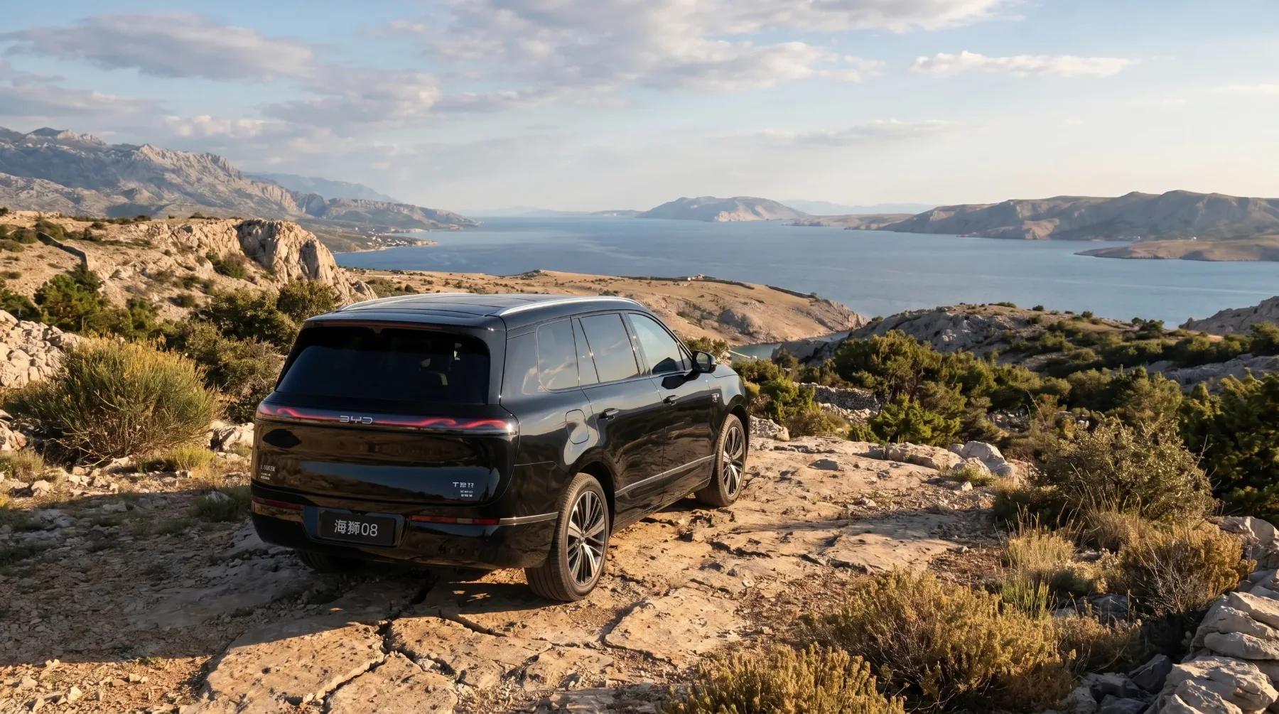 BYD Sealion 08 SUV 2026: Kitajski morski lev s 643 konjskimi silami požira nemške kralje za zajtrk