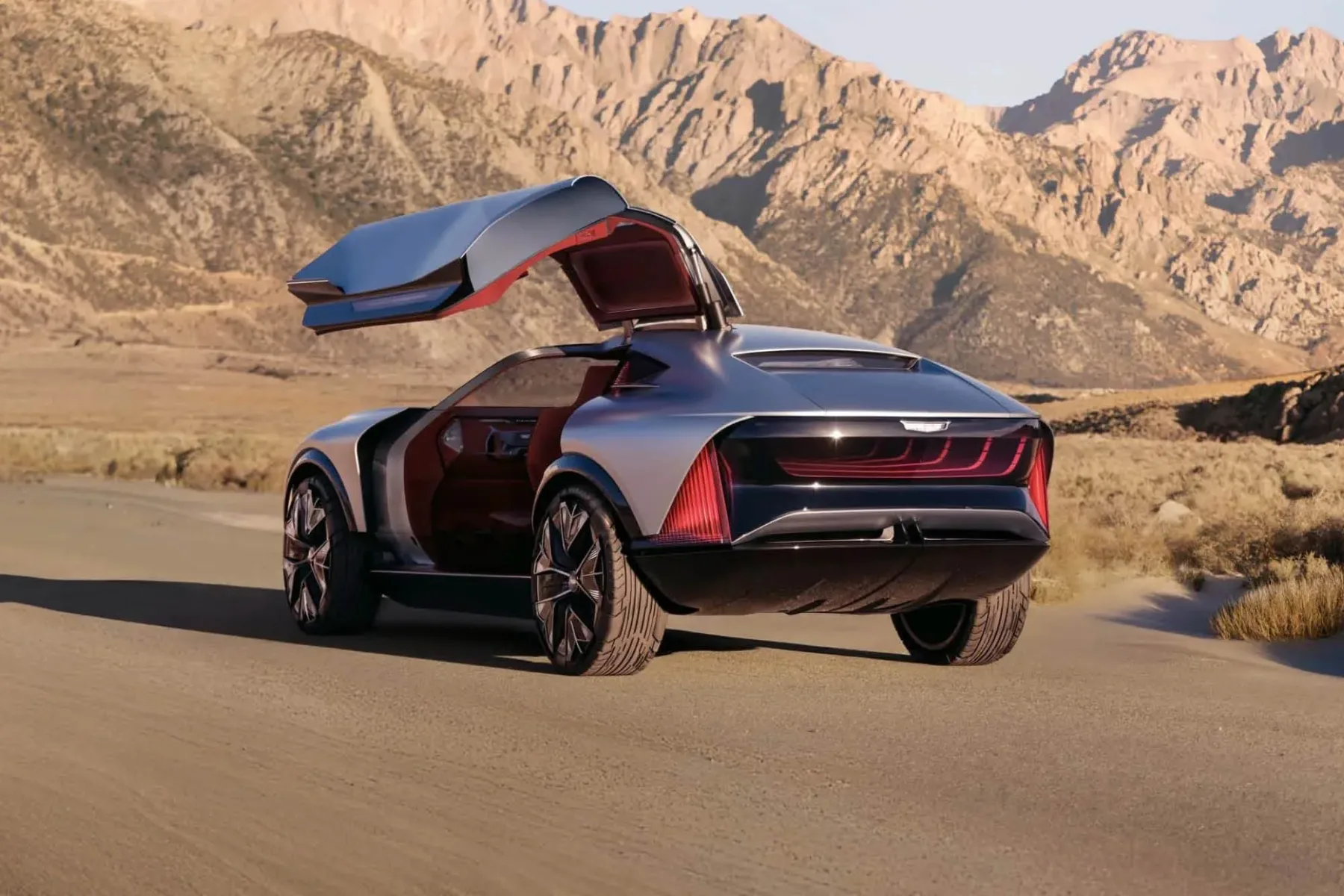 Cadillac Elevated Velocity: koncept z gullwing vrati, puščavskim apetitom in wellnessom za volanom