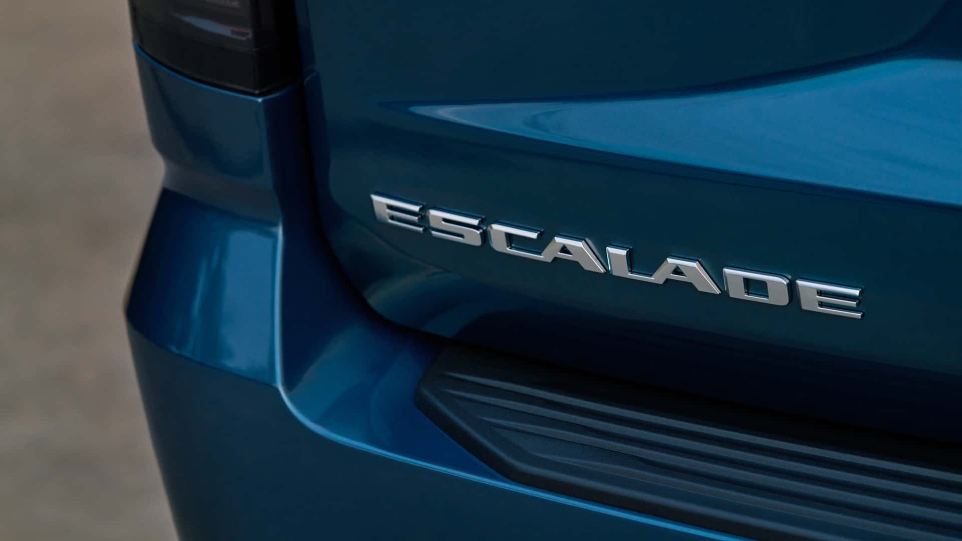 Cadillac Escalade 2025: posodobljen ameriški orjak