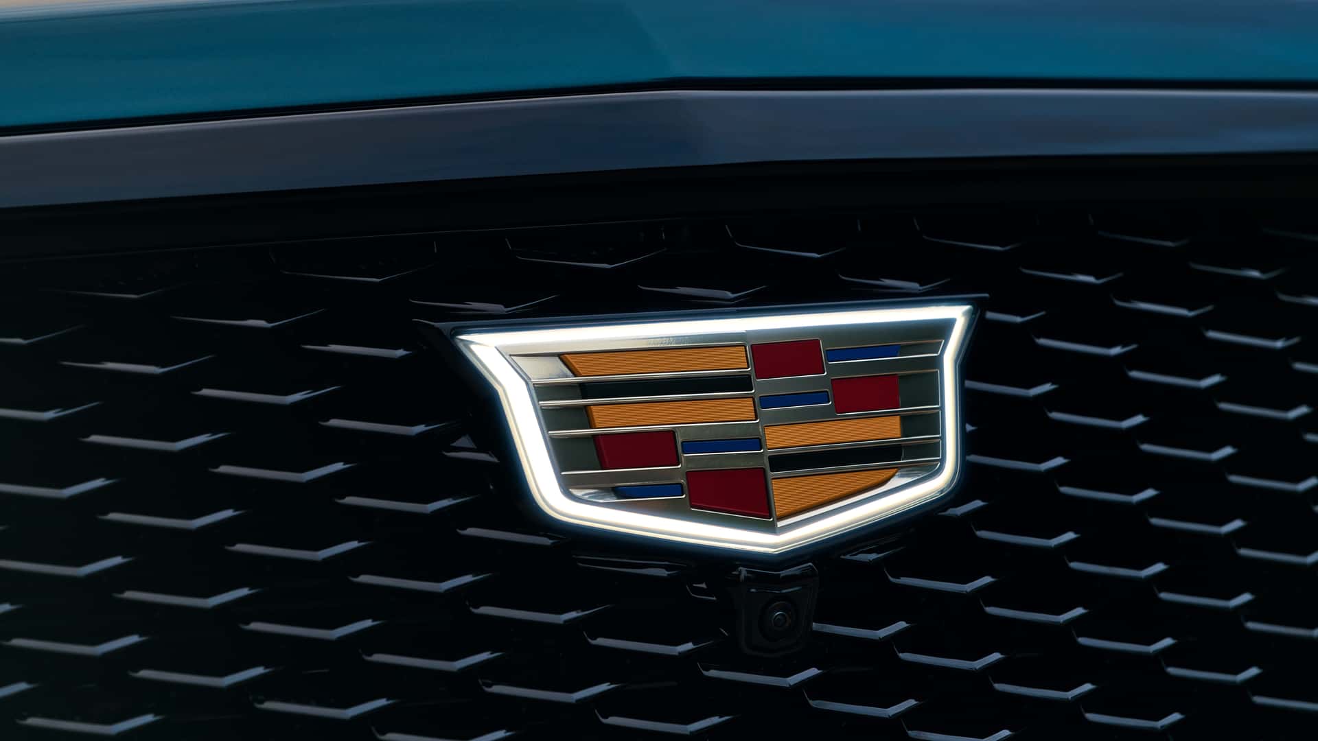 Cadillac Escalade 2025: posodobljen ameriški orjak