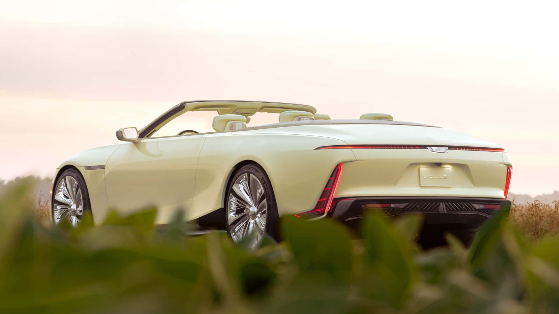 Cadillac Sollei: ta kabrio enostavno potrebujemo