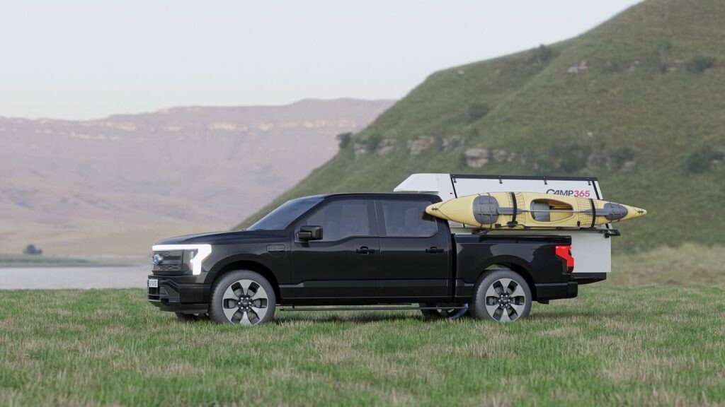 Camp365 T Model: modularno zložljiva nadgradnja za eletrične pick-up tovornjake