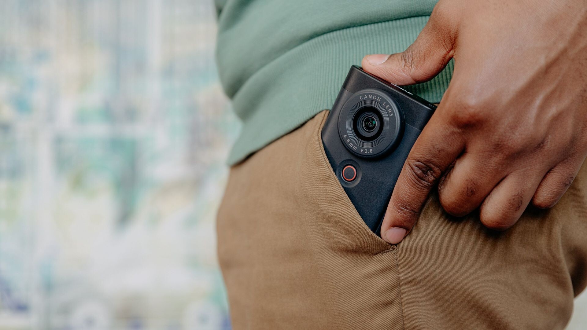 Canon PowerShot V10: Je to ‘must-have’ kamera za vsakega vlogerja?