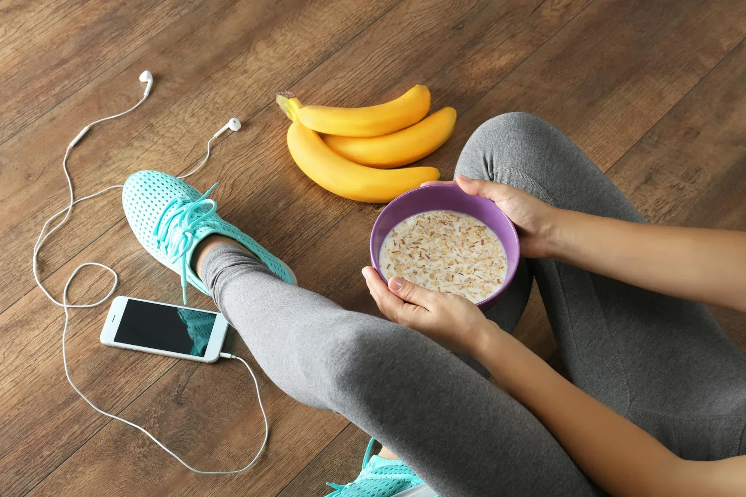 Če banano ješ ob napačni uri, si lahko škoduješ – preveri, kdaj jo telo res potrebuje!