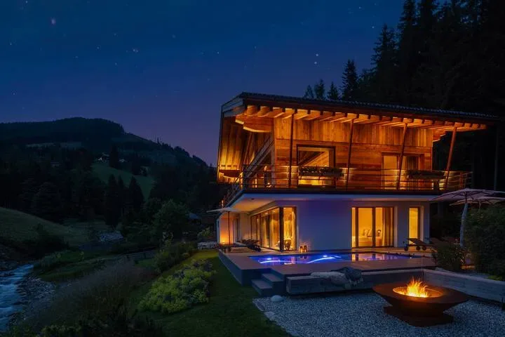 Chalet Falk – luksuzno gorsko zatočišče v osrčju Avstrije