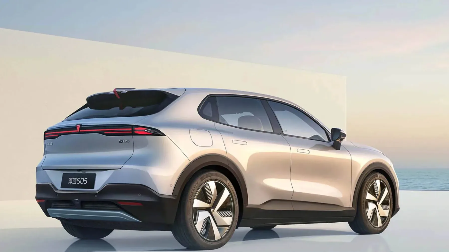 Changan Deepal S05: Električni SUV, ki krade poglede Evrope