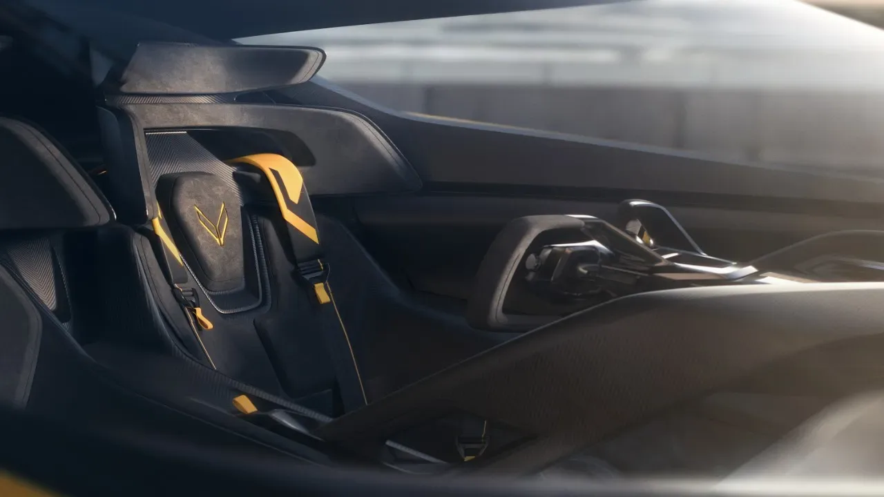 Chevrolet Corvette CX & CX.R Vision Gran Turismo: ko ameriški superšportnik posesa asfalt in prižge 2.000 konjev