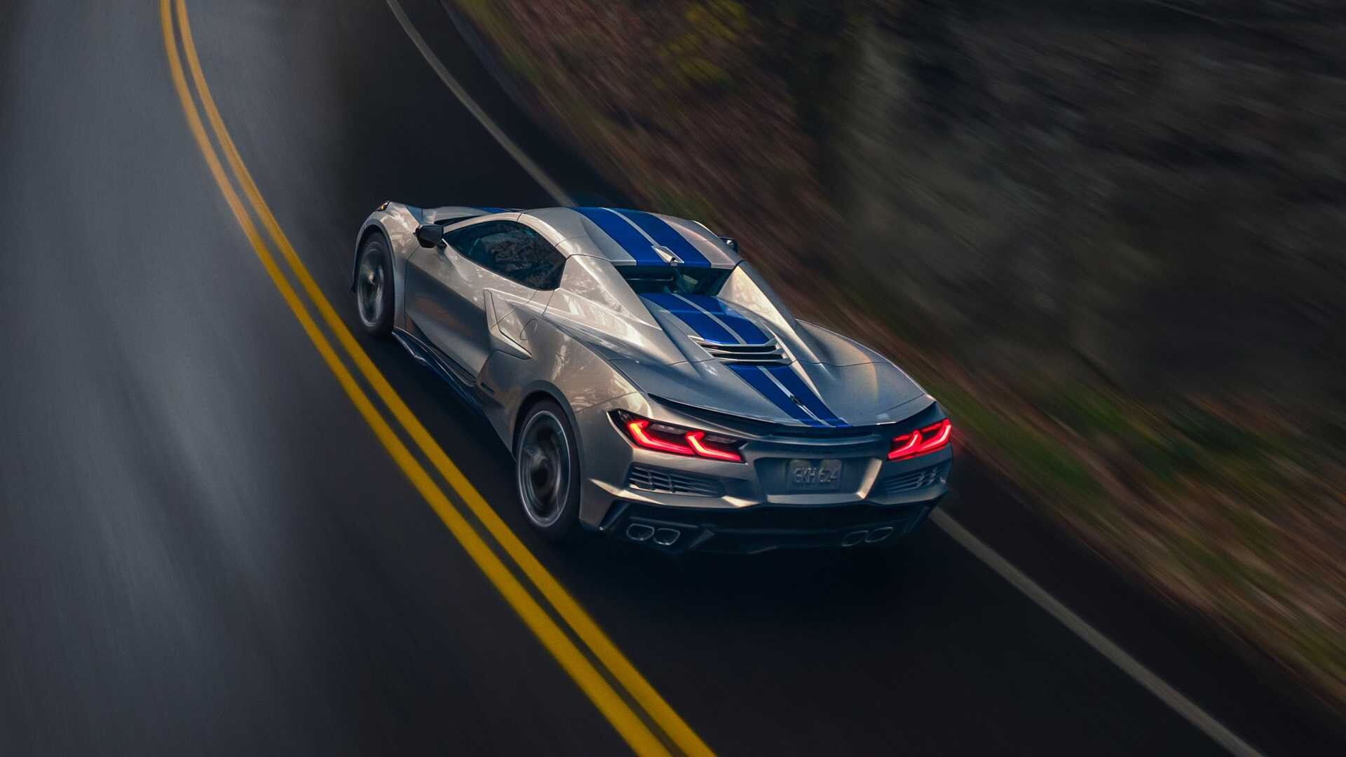 Chevrolet Corvette E-Ray – Chevrolet razkriva prelomni E-Ray – to je elektrificirana prihodnost legendarne Corvette s 665 KM