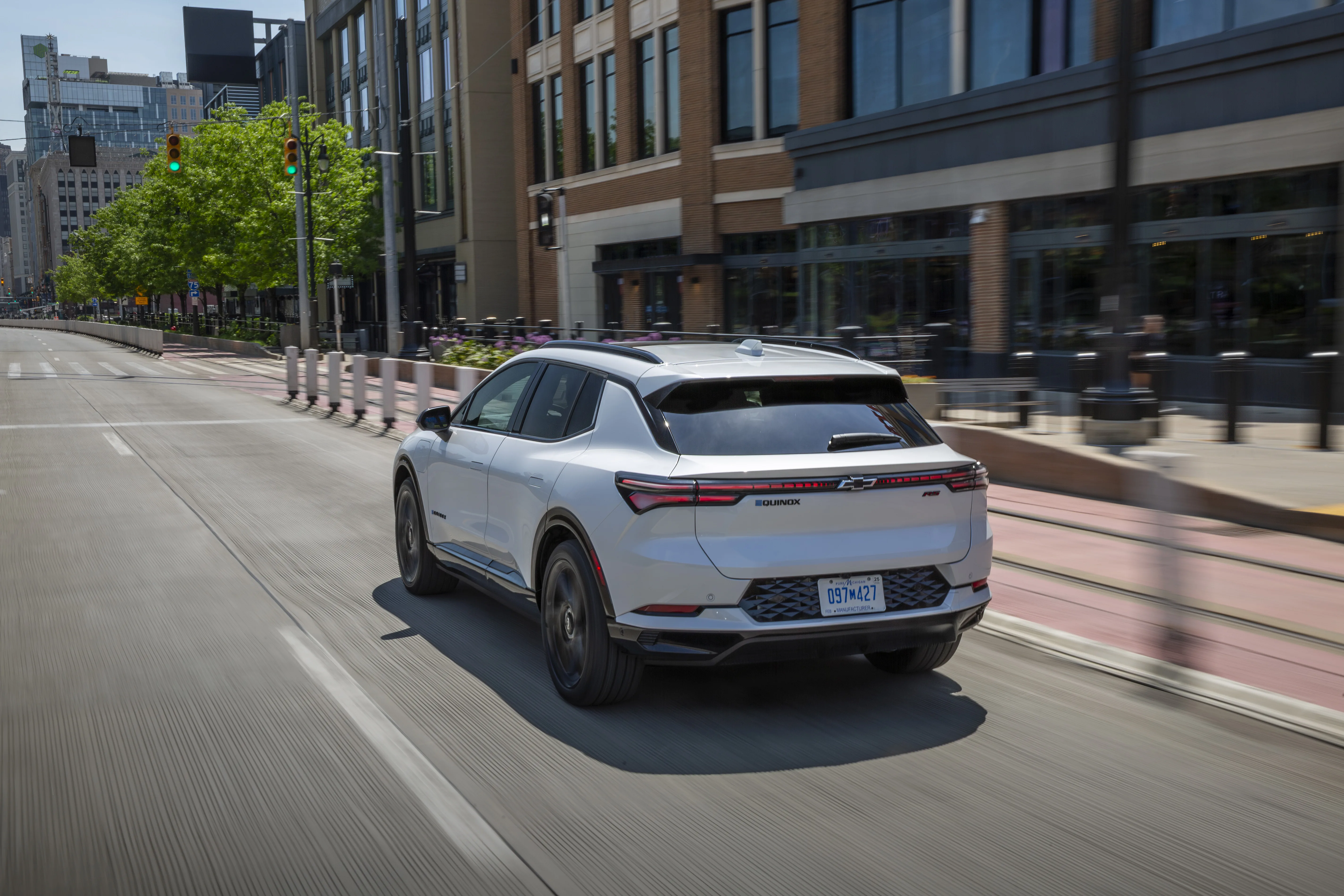 Chevrolet Equinox EV 2024: cenovno zanimiv električni Američan