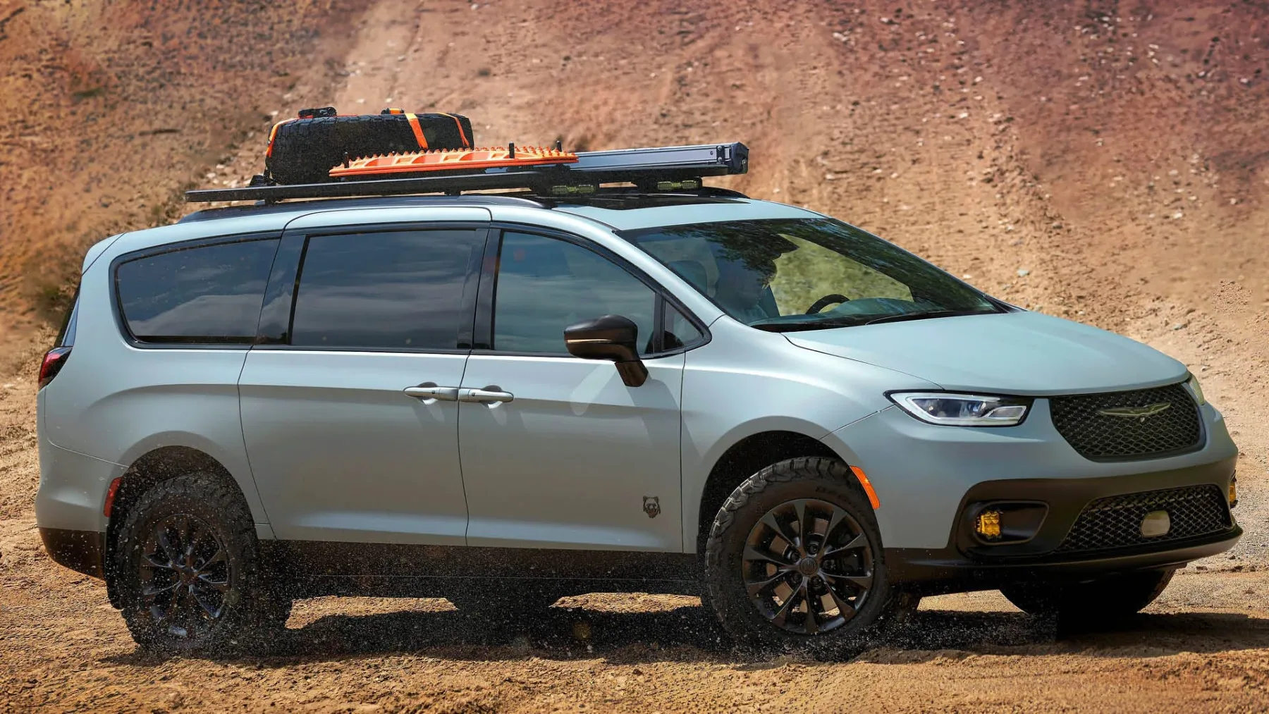 Chrysler Pacifica Grizzly Peak concept: minivan, ki se ne boji brezpotij in overland avantur