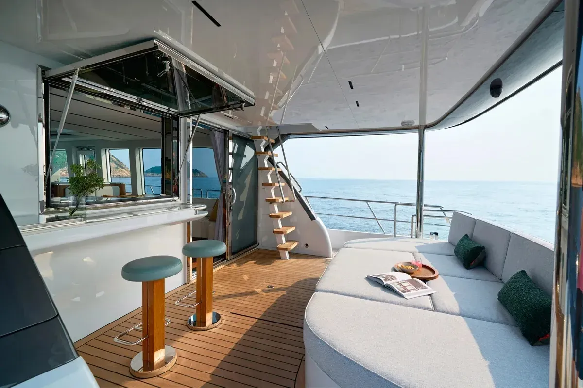 CL Yachts CLB65 SUV: Plavajoči terenec z 2.272 konjskimi močmi, ki se požvižga na kapitanovo posadko – slika 2