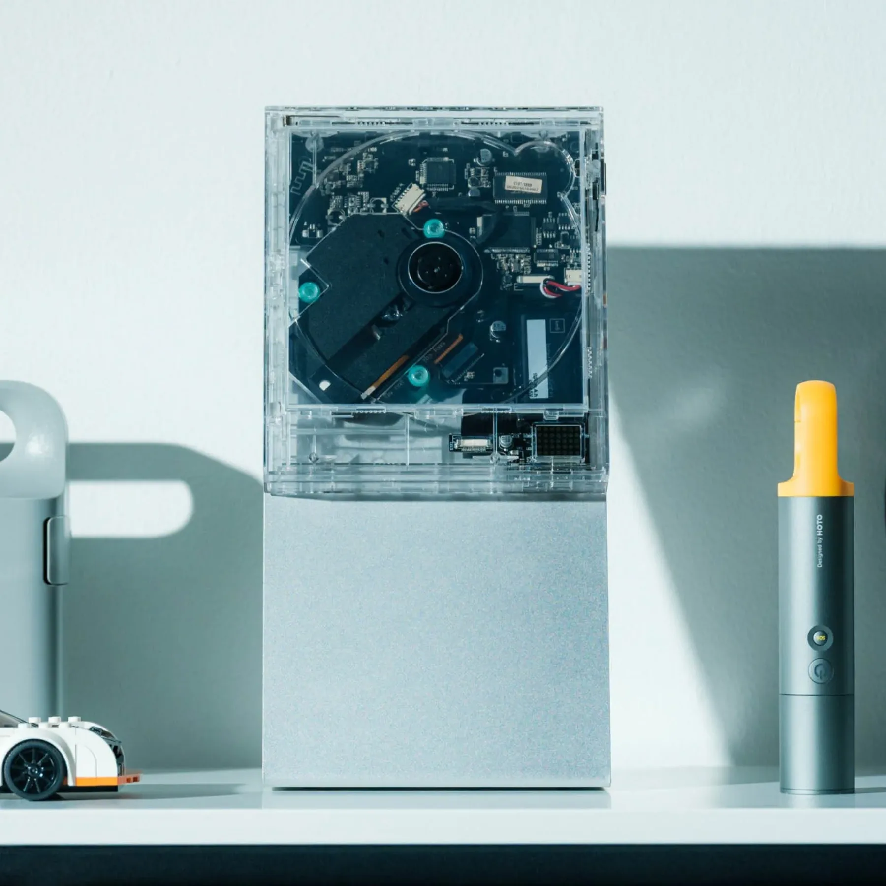 ClearFrame CD player: prozoren CD‑predvajalnik, ki spremeni albume v galerijsko umetnino za 199 $